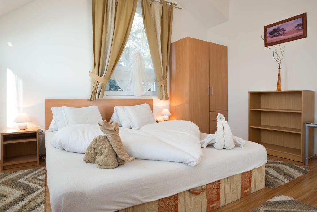 Hotel Toldi Panzio Hévíz Esterno foto